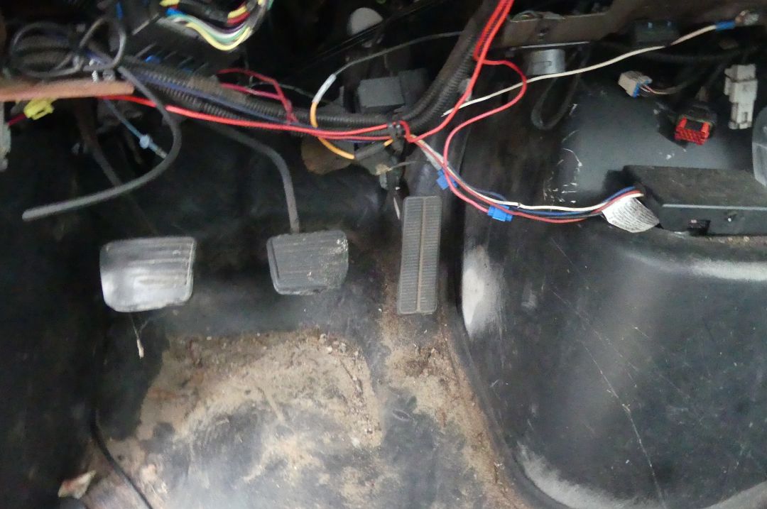 2004 GMC C7C042 - Image 12